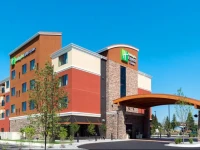 Holiday Inn Express Hotel & Suites Butte 3*