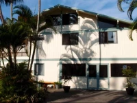Hale-Hoola B & B 