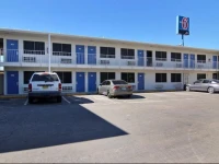 Motel 6 Carlsbad 