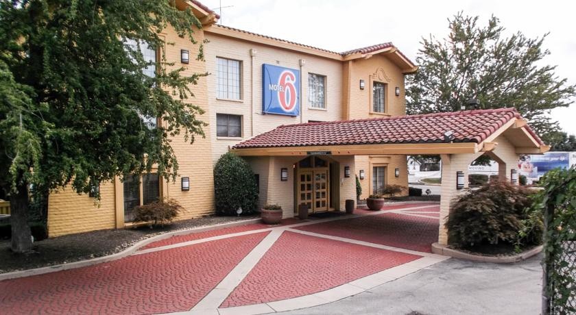 Motel 6 Knoxville 