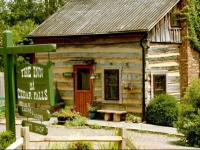 Inn & Spa at Cedar Falls 