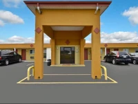 Charleston Eagle Inn 