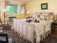 Friends Lake Inn 
