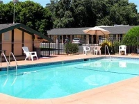 Town House Motel 