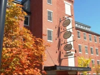Common Man Inn & Restaurant Claremont 