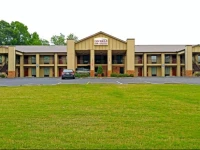 Cochran Inn & Suites 