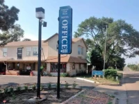 Country Club Drive Motel 