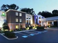 Holiday Inn Express Hotel & Suites West Chester 