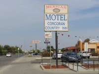 Corcoran Country Inn 