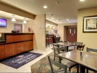 Cobblestone Inn & Suites 