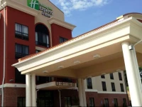 Holiday Inn Express & Suites Cross Lanes 