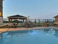 Baymont Inn & Suites Cuero 
