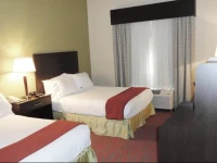 Holiday Inn Express & Suites Cullman 