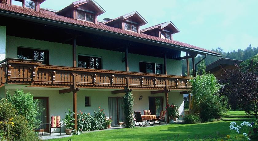 Apartments Lettenmaier 4*