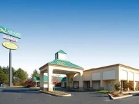 Danville Quality Inn & Suites 