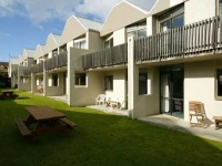 AAA Mana Motel 