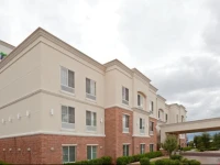 Holiday Inn Express Hotel & Suites Decatur, TX 