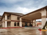 Best Western Deer Park Inn and Suites 