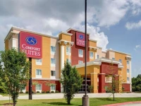 Comfort Suites Denham Springs 3*