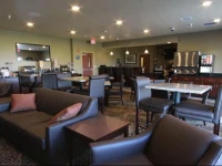 Cobblestone Hotel & Suites 
