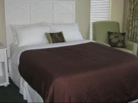 Tropic Shores Resort 