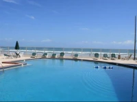 Roomba Inn & Suites - Daytona Beach 