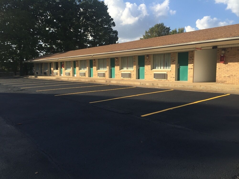 Budget INN 
