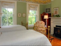 Rockwood Manor Bed & Breakfast 