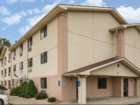 Super 8 Dunfries Quantico Virginia 