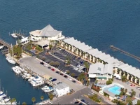 Best Western PLUS Yacht Harbour Inn 