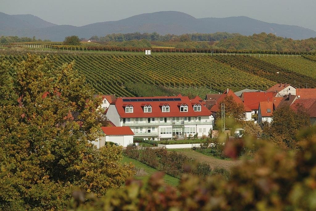 Landhotel Hauer 