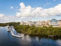 Wyndham Grand Jupiter at Harbourside Place 