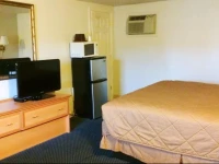 Edgewood Motel 