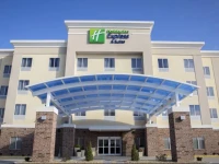 Holiday Inn Express and Suites Edwardsville 