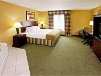 Holiday Inn Express Hotel & Suites Elizabethtown 