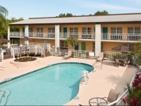 Super 8 - Ellenton 