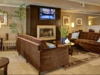 Holiday Inn Express Encinitas Cardiff Beach-LegoLand 