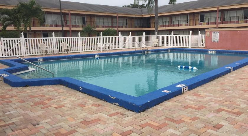 Motel 6 Englewood 
