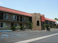 Econo Lodge Inn & Suites Escondido Downtown 