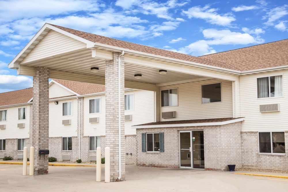Days Inn Evansdale Waterloo 