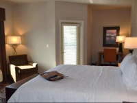 Hampton Inn Seattle/Everett Downtown 3*