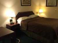 Econo Lodge Everett 