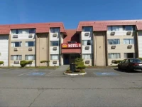 Sunshine Motel II 