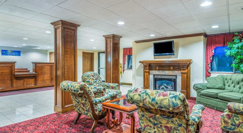 Baymont Inn & Suites - Wright Patterson Air Force Base 