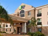 Holiday Inn Express Hotel and Suites Fairfield-North 
