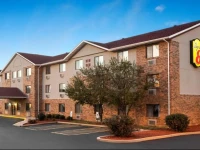 Super 8 Fairview Heights-St. Louis 