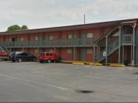 Trailway Motel - Fairview Heights 