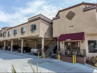 Econo Lodge Inn & Suites Fallbrook Downtown 