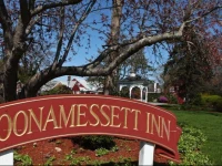 Coonamessett Inn 