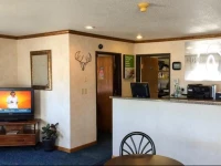 Motel 6 Fargo- South 